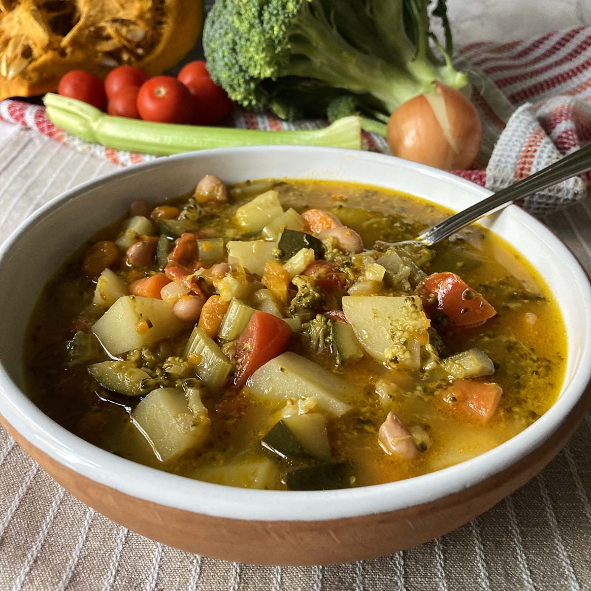 Mastering Minestrone: Versatile Italian Comfort for Wholesome Living